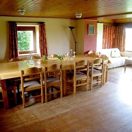 Beautiful Farmhouse In Longchamps With Garden Prázdninový dům Bertogne