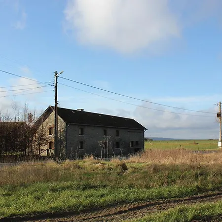 Beautiful Farmhouse In Longchamps With Garden Prázdninový dům *